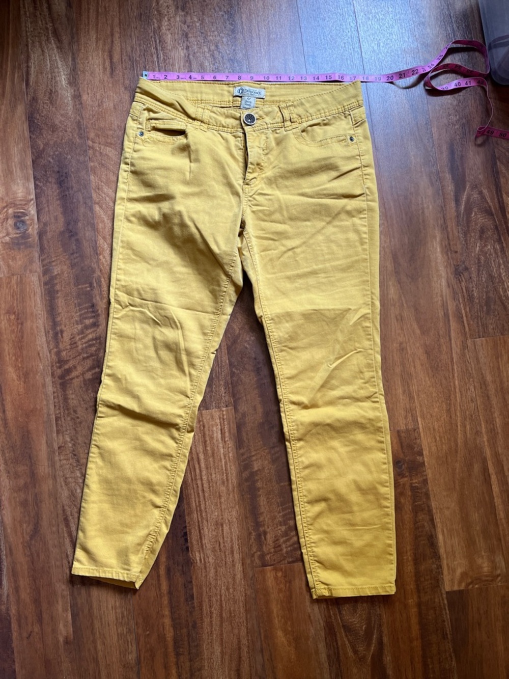 Democracy Cropped Skinny Jeans in Mustard
